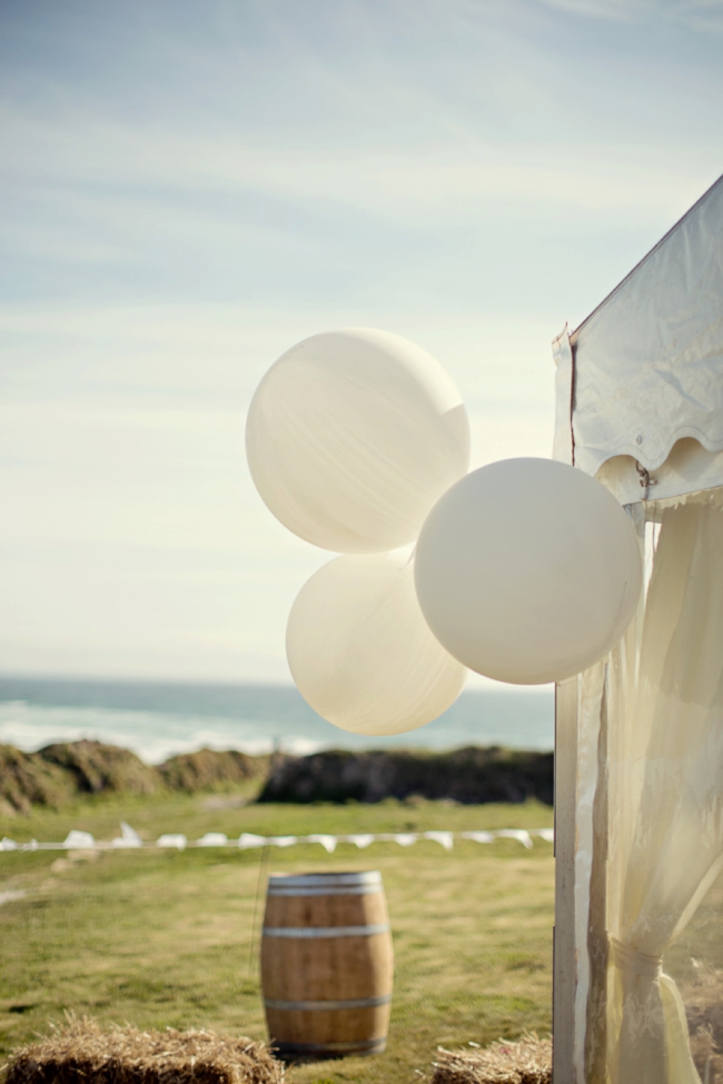 Wedding-In-Cornwall-on-clifftop-beach-0009
