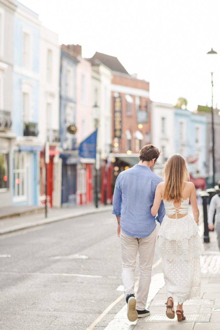 London engagement photography. Click through & have a love affair with London!