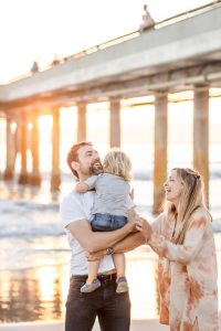 California Venice Beach family photography by Marianne Taylor click through to see more!
