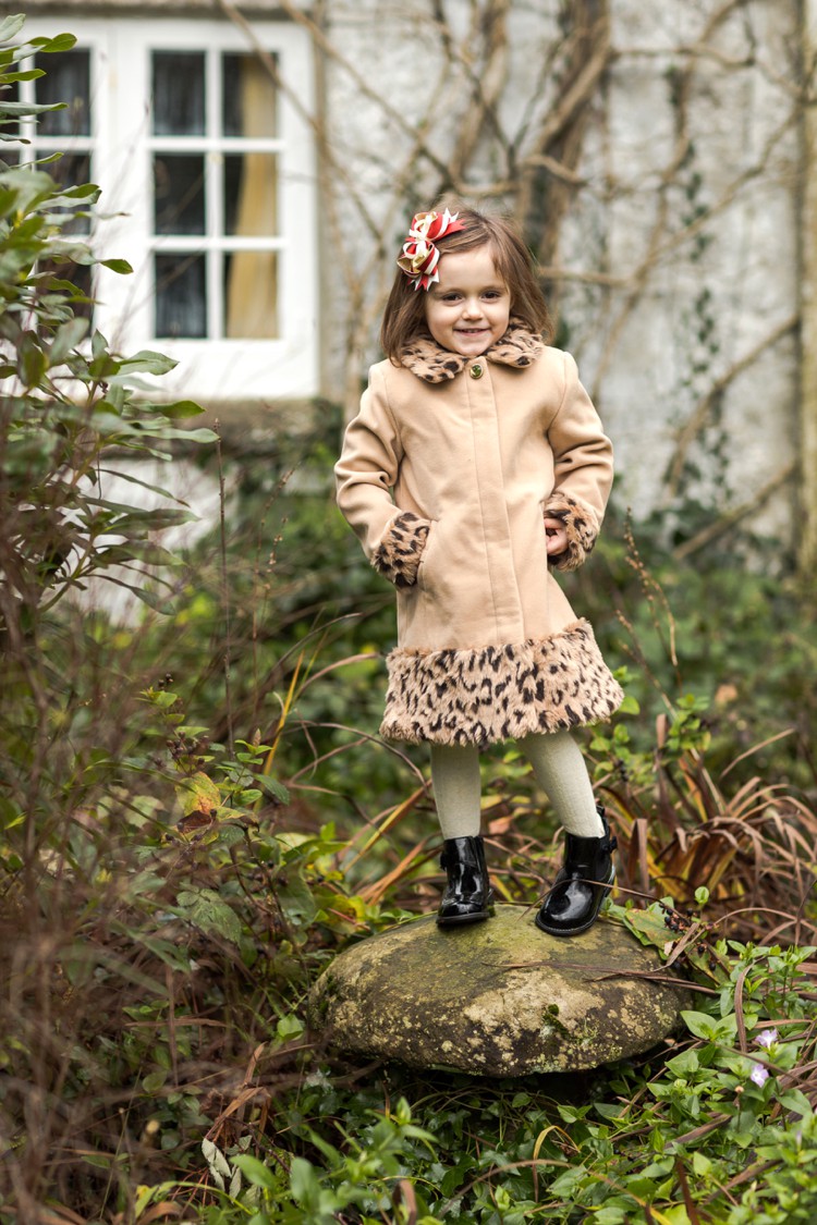Cornwall family photography by Marianne Taylor. Click through to see more!