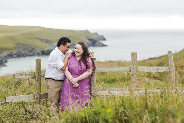 Cornwall Newquay engagement couple photography by Marianne Taylor.